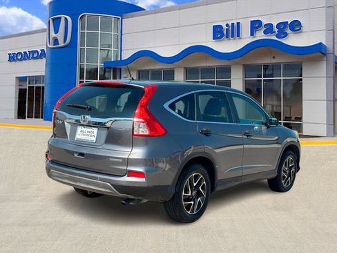 Used 2016 Honda CR-V SE image 7