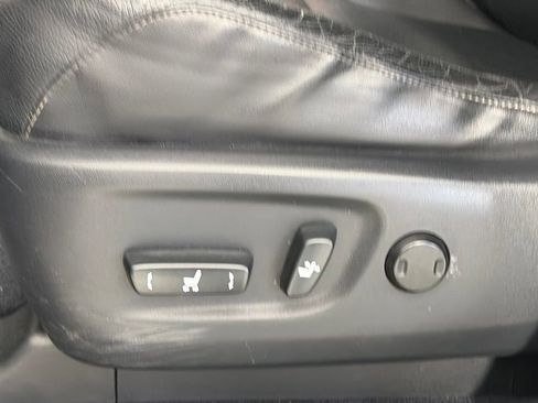 Used 2012 Lexus GX 460 w/ Convenience Pkg image 26