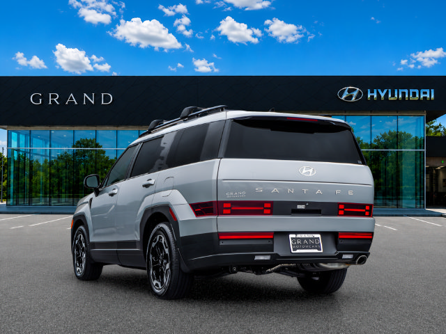 Certified 2026 Hyundai Santa Fe SEL FWD image 4