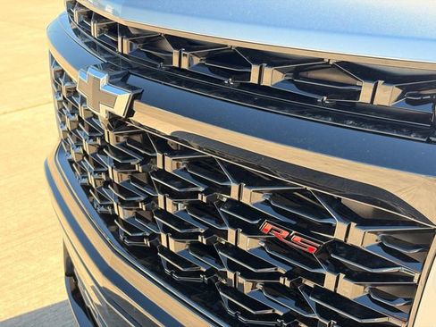 New 2026 Chevrolet Traverse RS w/ LPO, Floor Liner Package FWD image 3