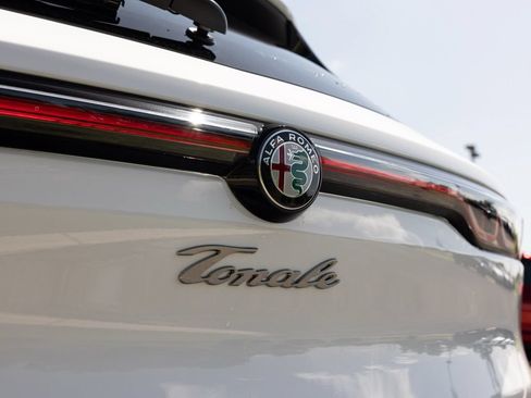 Used 2025 Alfa Romeo Tonale w/ Active Assist Package AWD/4WD image 50