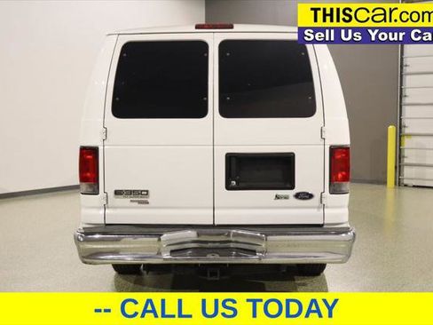 Used 2014 Ford E-350 and Econoline 350 XLT image 6
