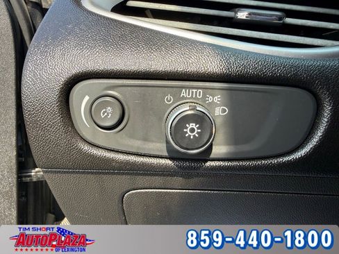 Used 2018 Chevrolet Malibu LS image 25