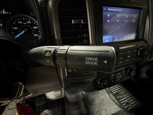 Used 2022 Ford F250 XL w/ Power Equipment Group AWD/4WD image 31