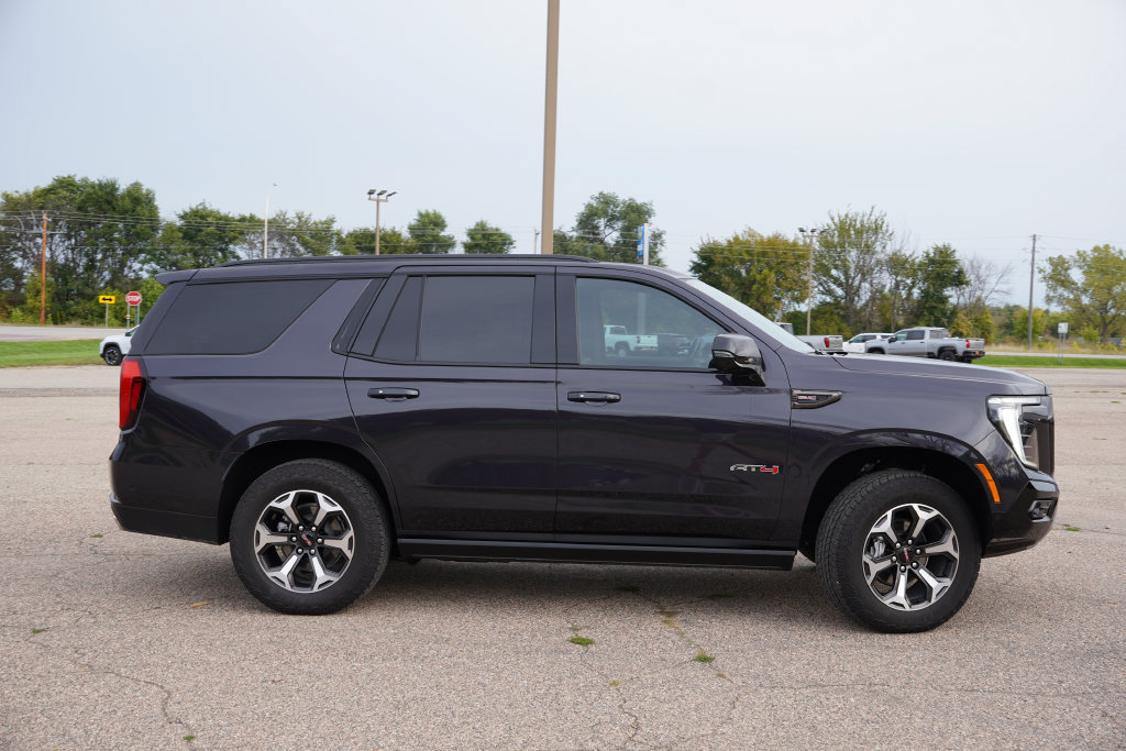 Used 2026 GMC Yukon AT4 Ultimate AWD/4WD image 3