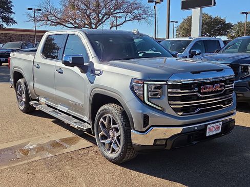 New 2026 GMC Sierra 1500 SLT image 5