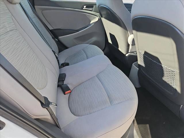 Used 2017 Hyundai Accent SE FWD image 17