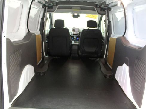 Used 2020 Ford Transit Connect XLT image 25