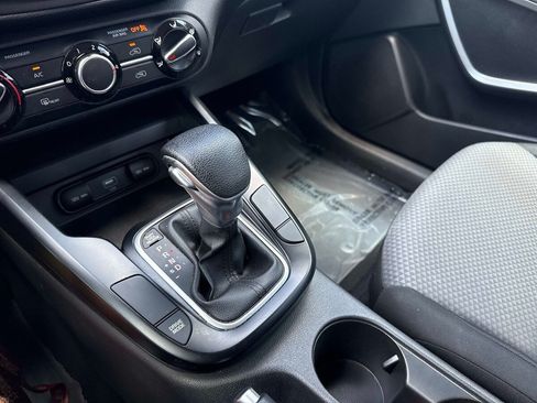 Used 2020 Kia Soul LX FWD image 26
