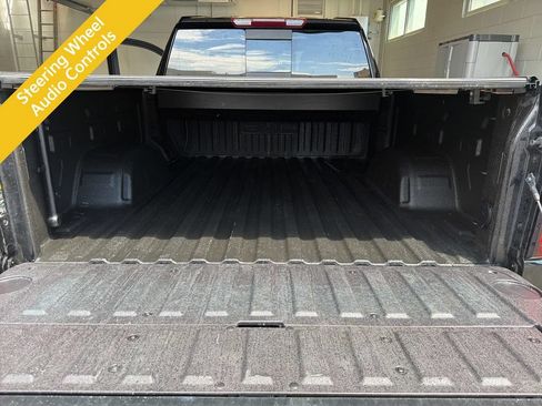 Used 2024 GMC Sierra 1500 SLT w/ SLT Premium Plus Package AWD/4WD image 15