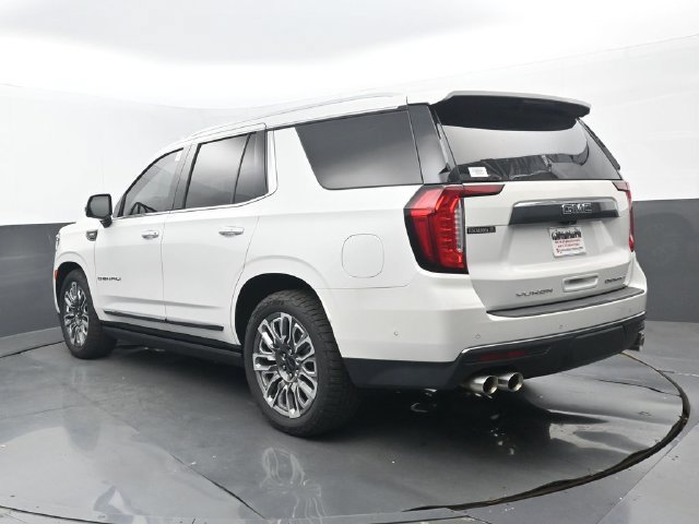 Used 2023 GMC Yukon Denali Ultimate AWD/4WD image 3