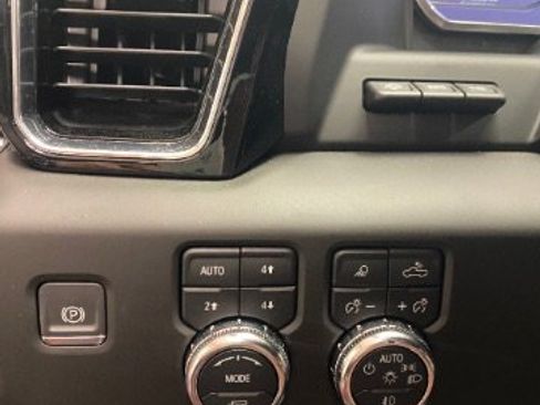 Used 2024 GMC Sierra 1500 Denali Ultimate image 33