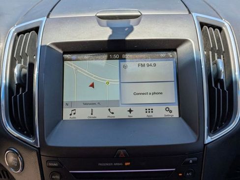 Used 2018 Ford Edge Titanium w/ Equipment Group 301A FWD image 15