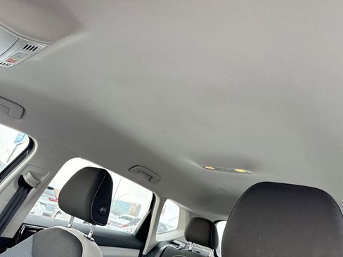 Used 2025 Volkswagen Taos S image 21