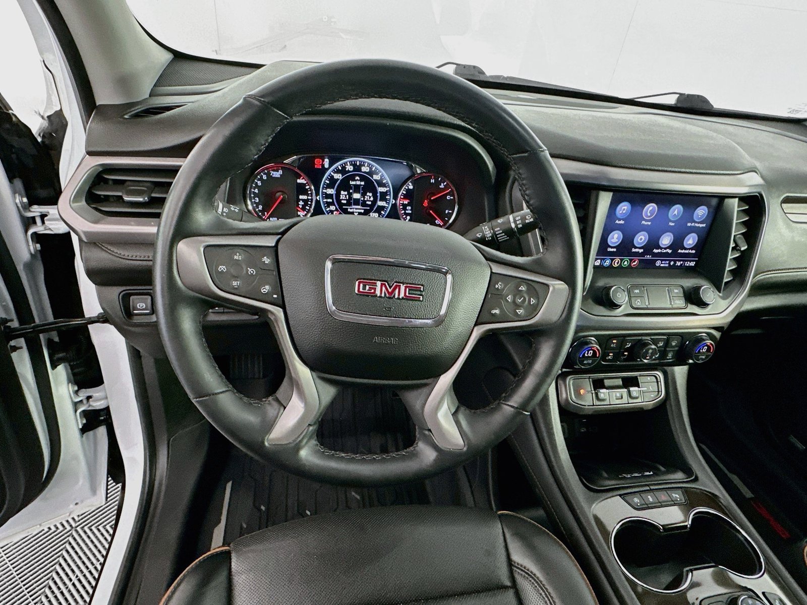 Used 2023 GMC Acadia AT4 w/ Technology Package AWD/4WD image 11