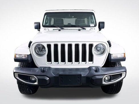 Used 2022 Jeep Wrangler Unlimited Sahara image 2