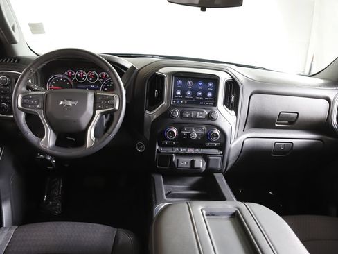 Used 2021 Chevrolet Silverado 1500 LT Trail Boss w/ Bed Protection Package AWD/4WD image 14