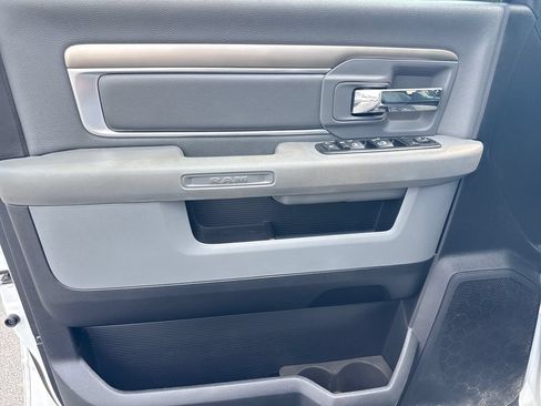 Used 2016 RAM 2500 SLT AWD/4WD image 15