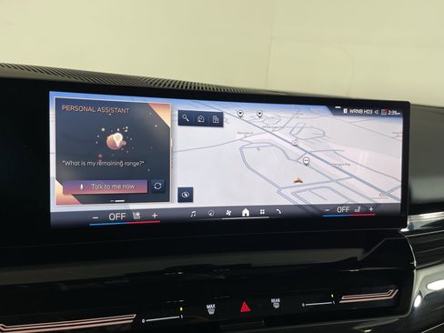 Certified 2025 BMW 530i xDrive AWD/4WD image 13