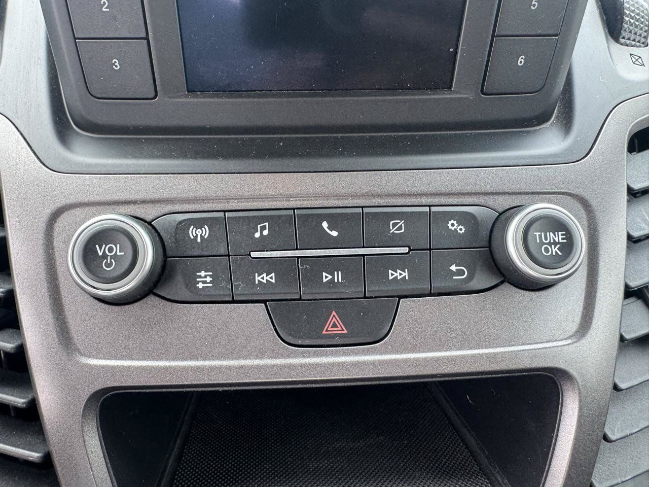 Used 2023 Ford Transit Connect XL FWD image 29