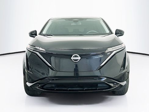 Used 2024 Nissan Ariya AWD image 2
