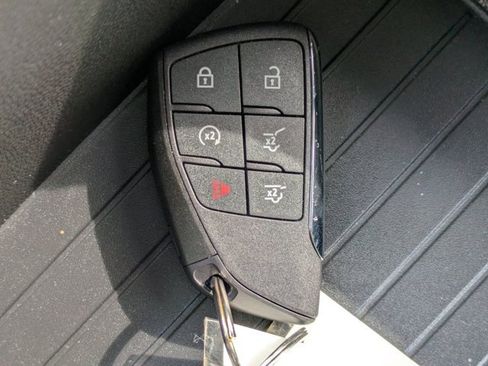 Used 2024 GMC Yukon Denali Ultimate image 33