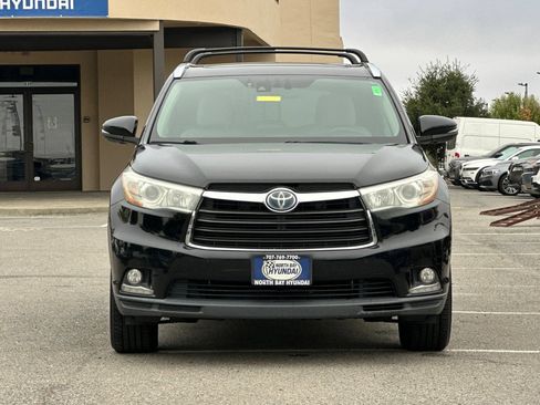 Used 2016 Toyota Highlander Limited Platinum AWD/4WD image 9