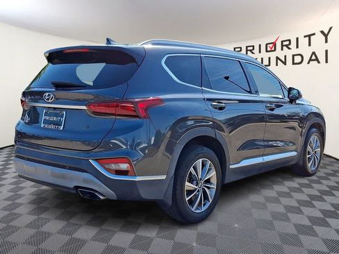 Used 2020 Hyundai Santa Fe SEL w/ Convenience Package FWD image 4