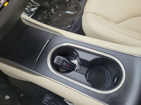 Used 2015 Lincoln MKC Base w/ Equipment Group 101A Select image 17