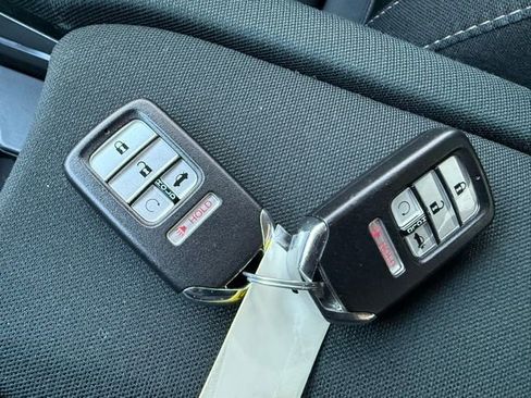 Used 2019 Honda Civic EX image 16