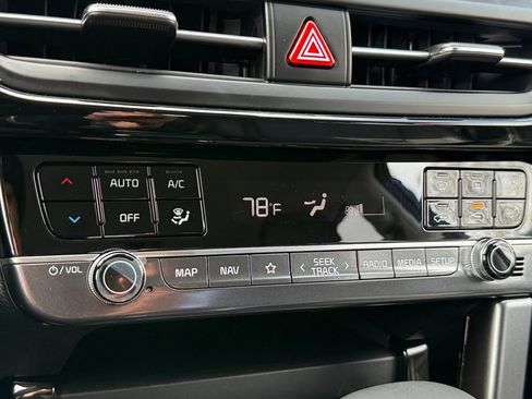 Certified 2024 Kia Seltos S image 18