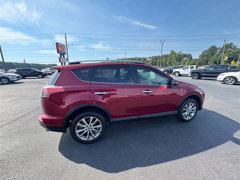 Used 2018 Toyota RAV4 Limited w/ Advanced Technology Package FWD image 6