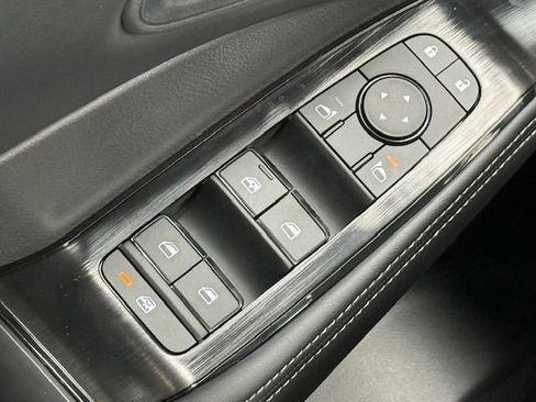 Used 2026 Nissan Rogue SV AWD/4WD image 29
