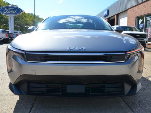Used 2025 Kia K4 FWD image 5