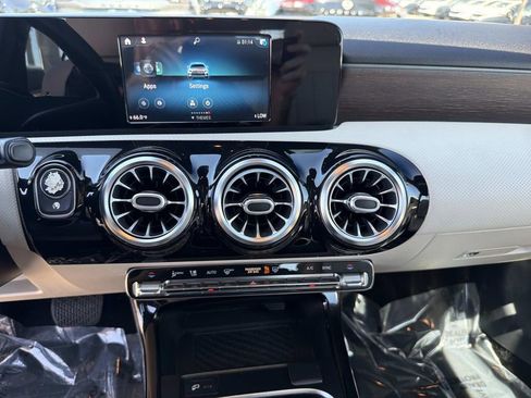 Used 2019 Mercedes-Benz A 220 A 220 image 22