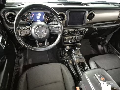 Used 2021 Jeep Wrangler Unlimited Sport w/ Sun And Sound Package AWD/4WD image 10