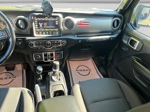 Used 2021 Jeep Wrangler Unlimited Sport AWD/4WD image 15
