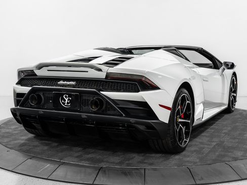 Used 2020 Lamborghini Huracan EVO AWD/4WD image 8