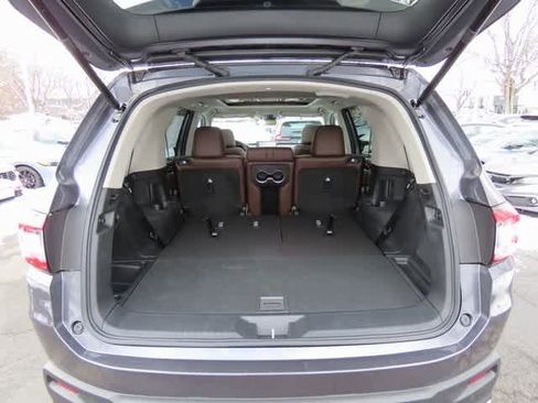 Certified 2025 Honda Pilot Elite image 12