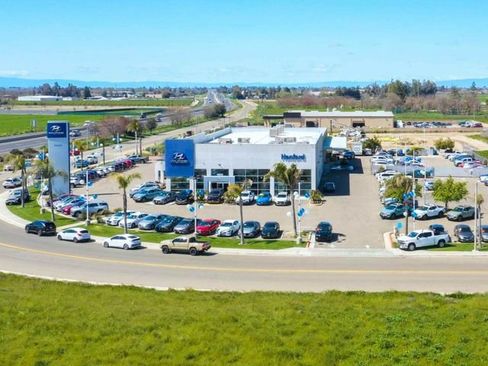 Used 2024 Nissan Altima 2.5 SV FWD image 35