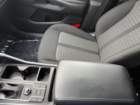 Used 2022 Kia Sorento LX image 14