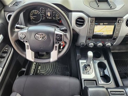 Used 2019 Toyota Tundra SR5 w/ SR5 Upgrade Package AWD/4WD image 27