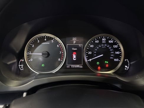 Used 2016 Lexus IS 200t w/ Navigation System Package image 20