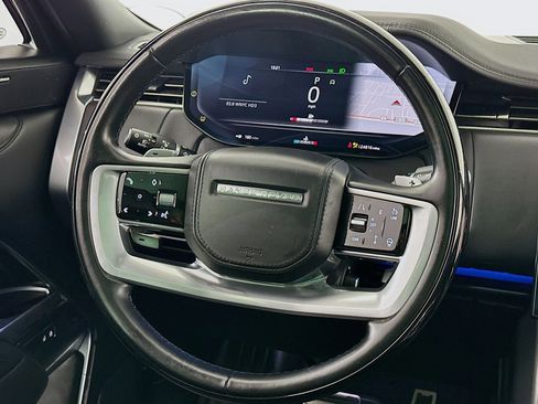 Used 2023 Land Rover Range Rover SE image 8