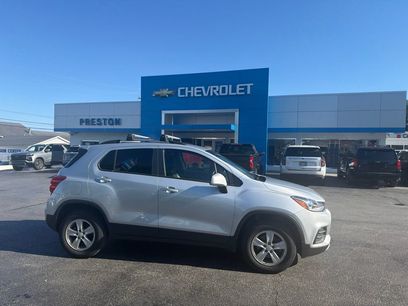 Used 2021 Chevrolet Trax LT w/ Premium Seat Package