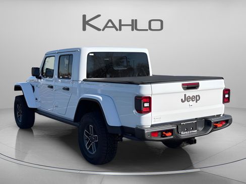 New 2026 Jeep Gladiator Mojave image 2