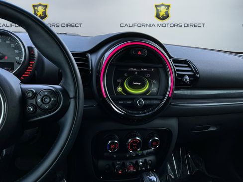 Used 2017 MINI Cooper Clubman image 12