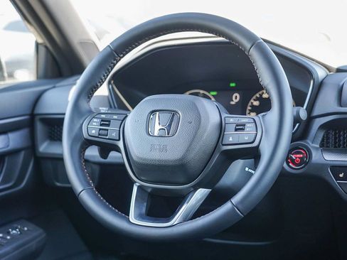 Used 2026 Honda CR-V Sport image 17