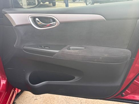 Used 2013 Nissan Sentra SV image 20