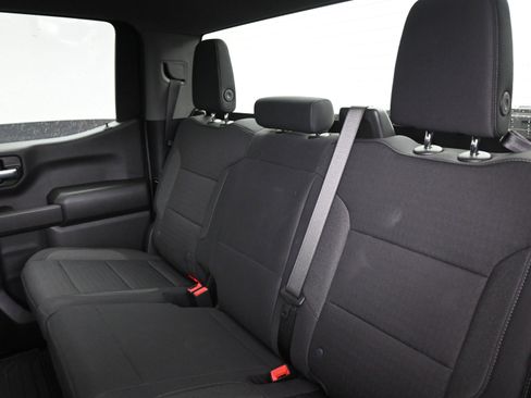 Used 2025 Chevrolet Silverado 1500 Custom image 18